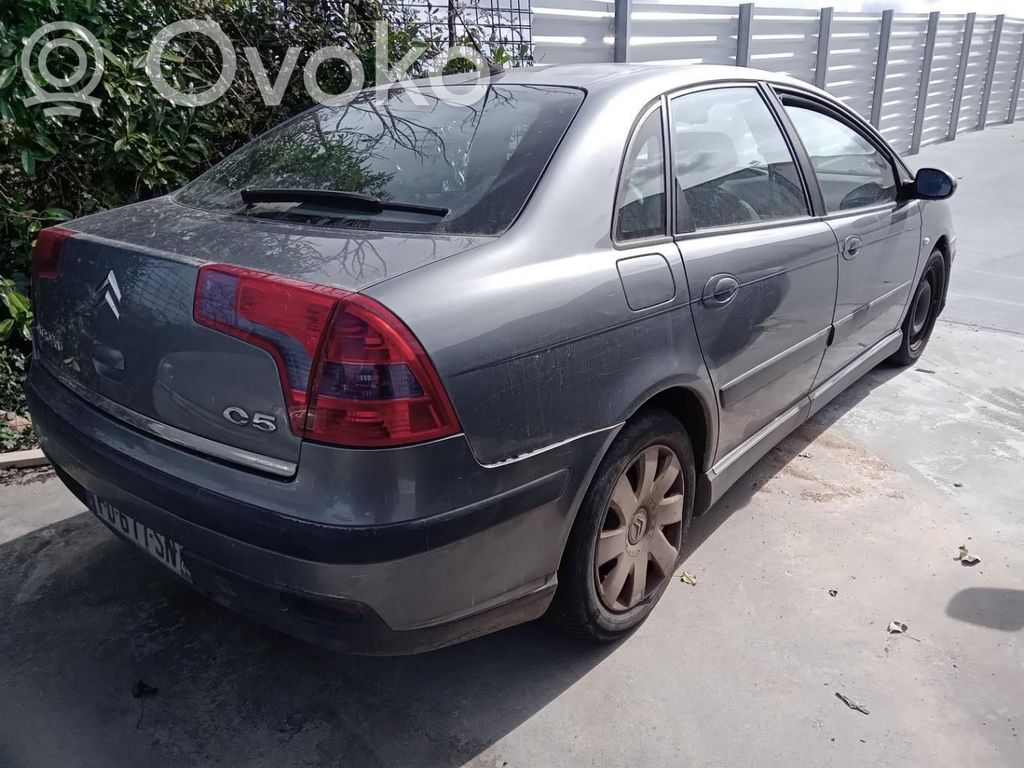 Citroen C5 Takajarrusatula 