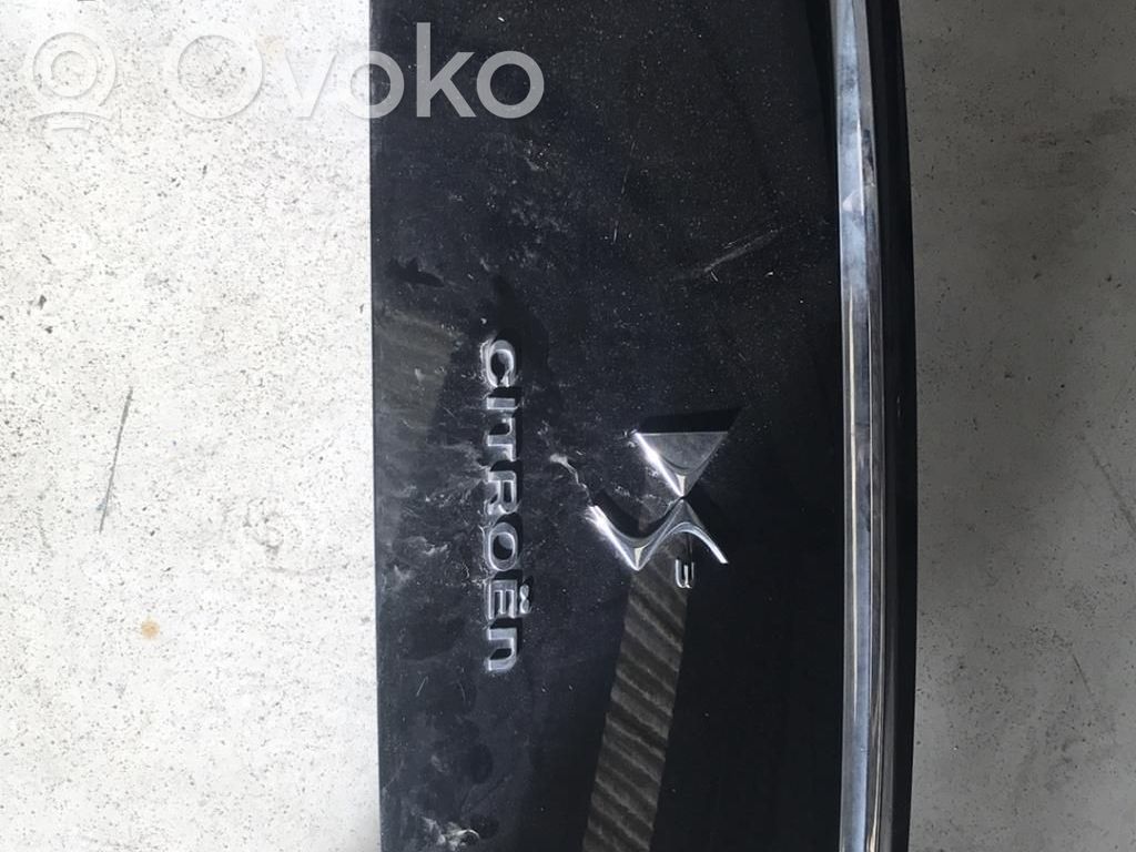 Tailgate/trunk/boot lid   1609268380