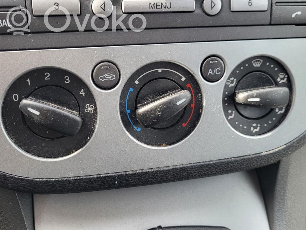 Ford C-MAX I Climate control unit 