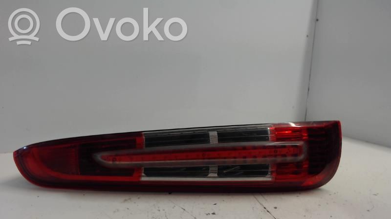 Ford C-MAX I Takavalot 