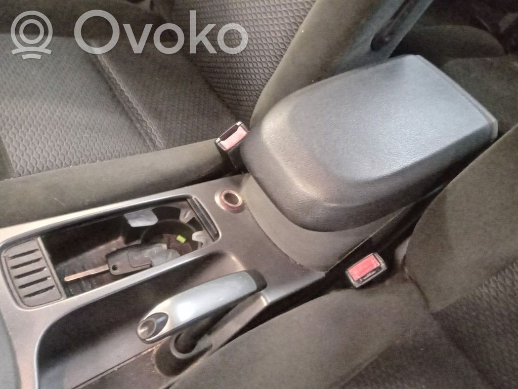 Ford C-MAX I Armrest 