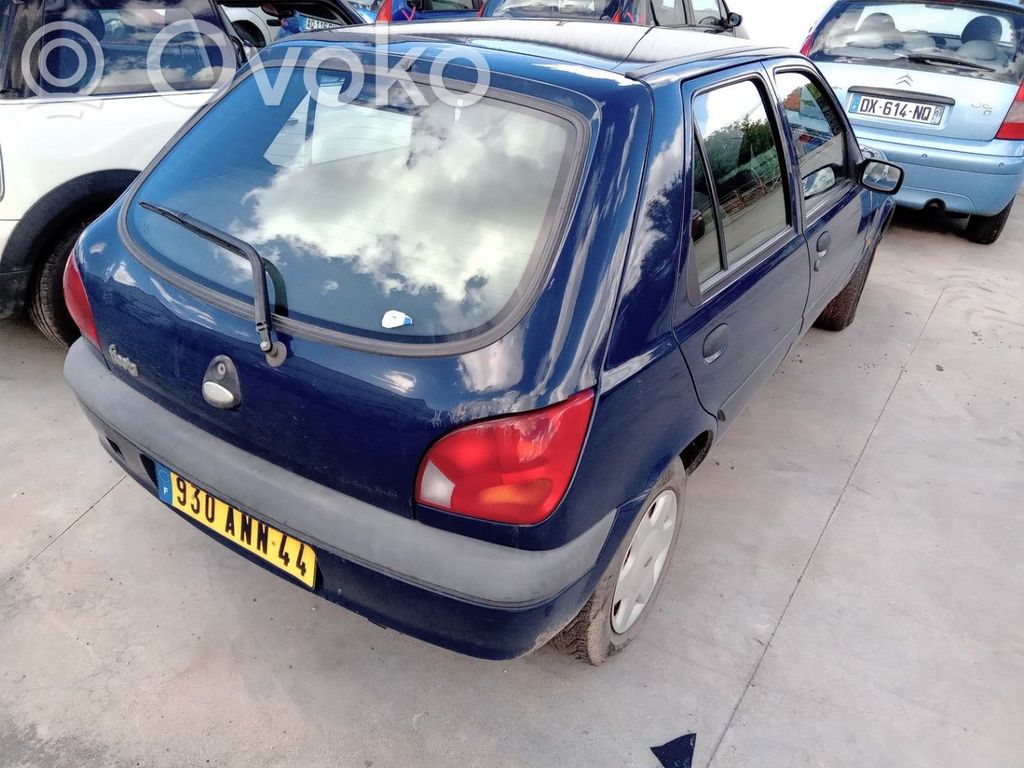 Ford Fiesta Puerta trasera 