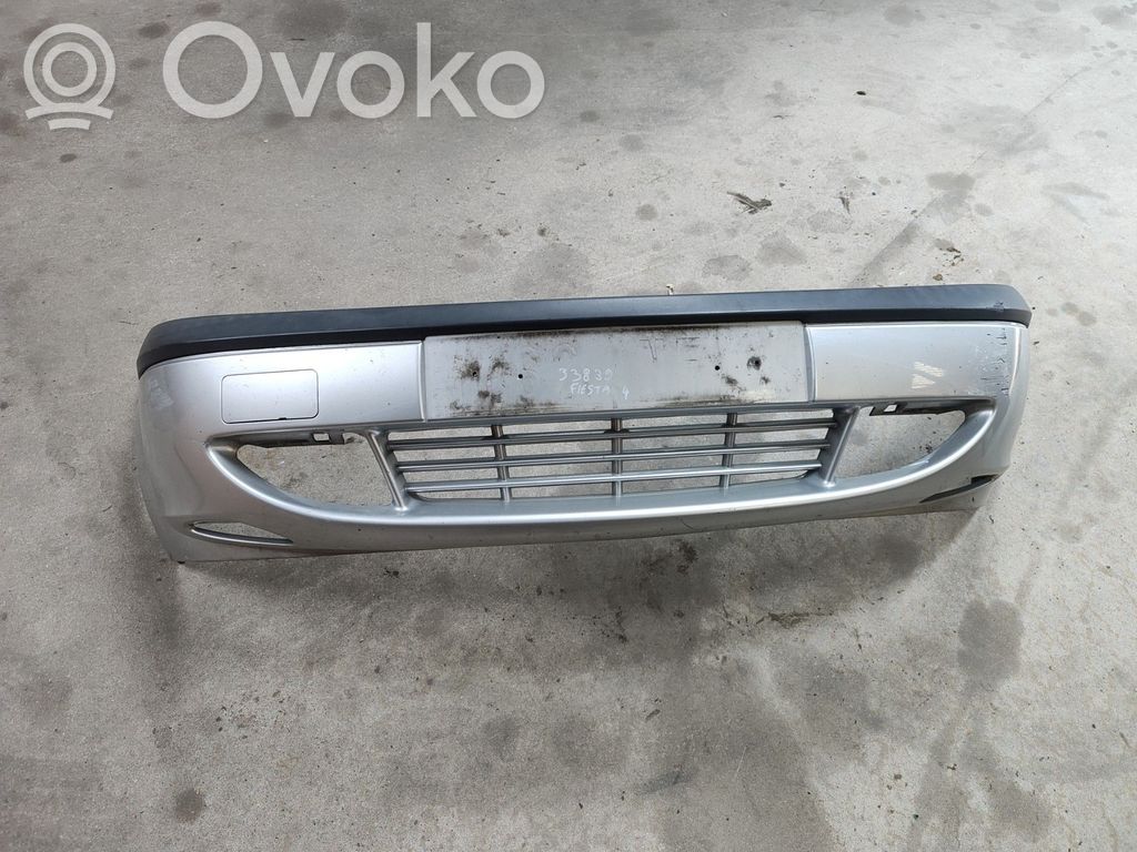 Ford Fiesta Parachoques delantero 