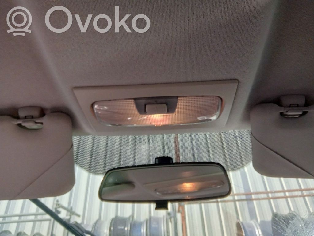 Ford Fiesta Etuistuimen valo 