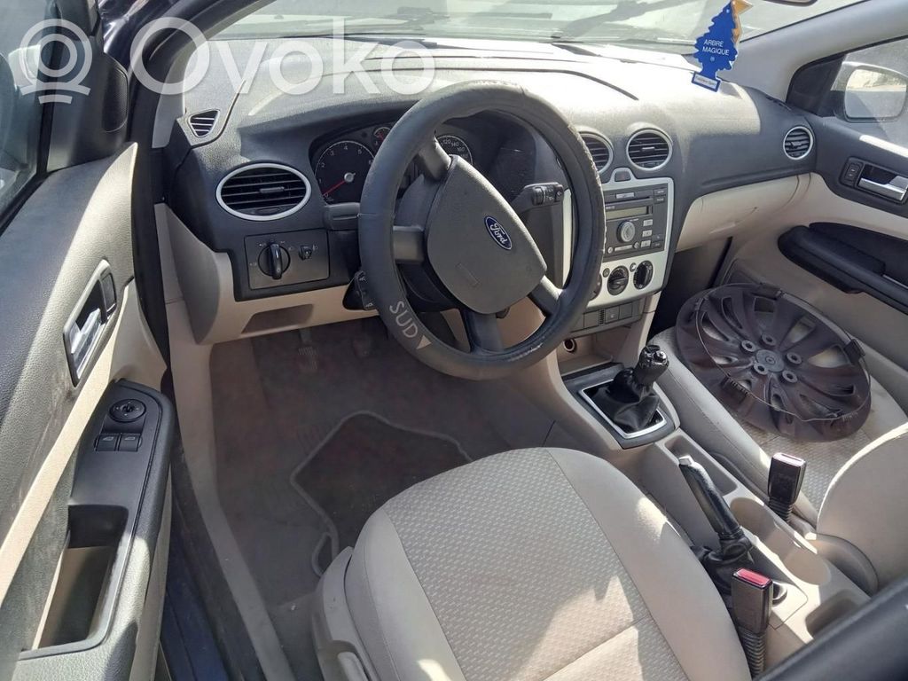 Ford Focus Front door interior handle 