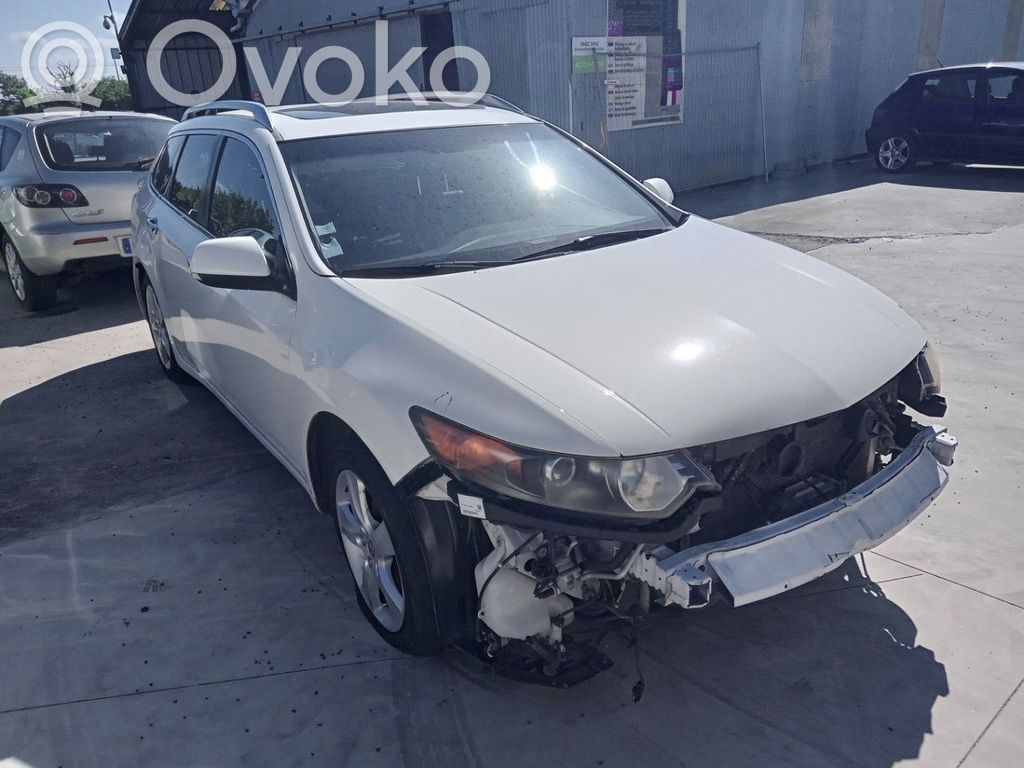 Honda Accord Zacisk hamulcowy przedni 