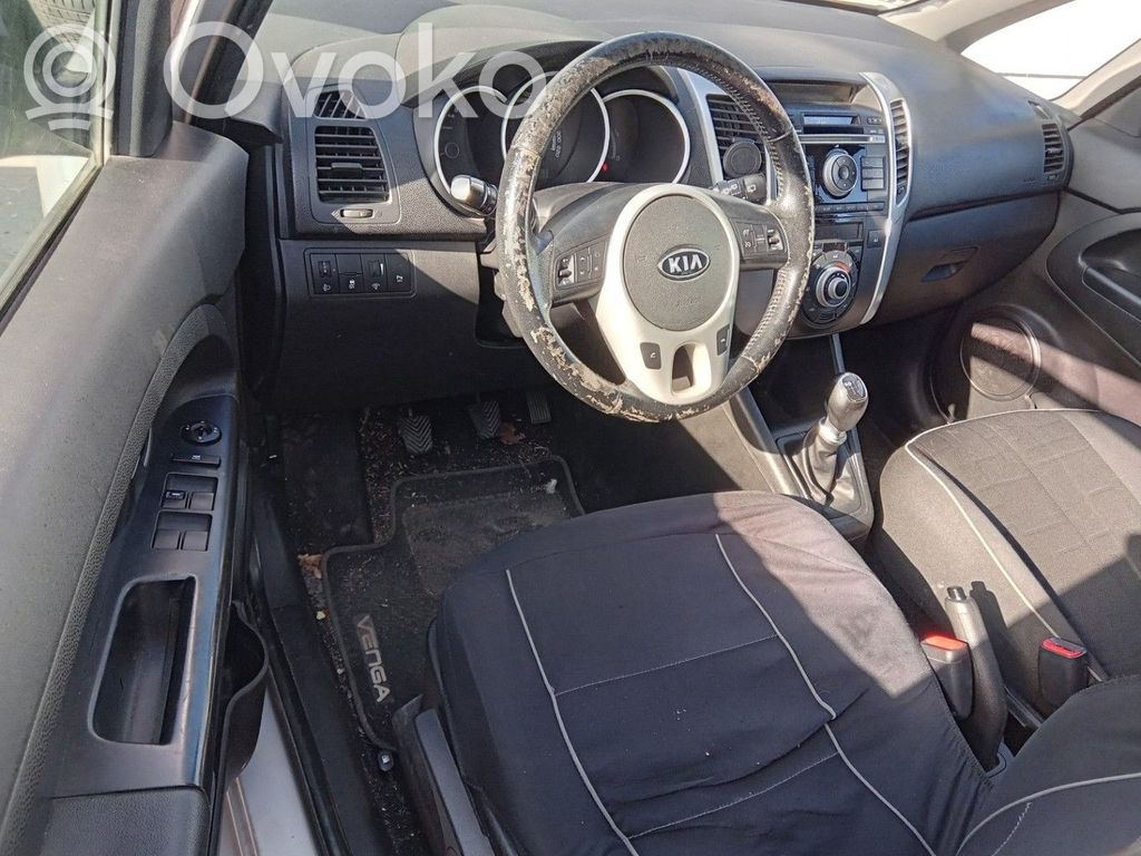 KIA Venga Manecilla interna puerta trasera 