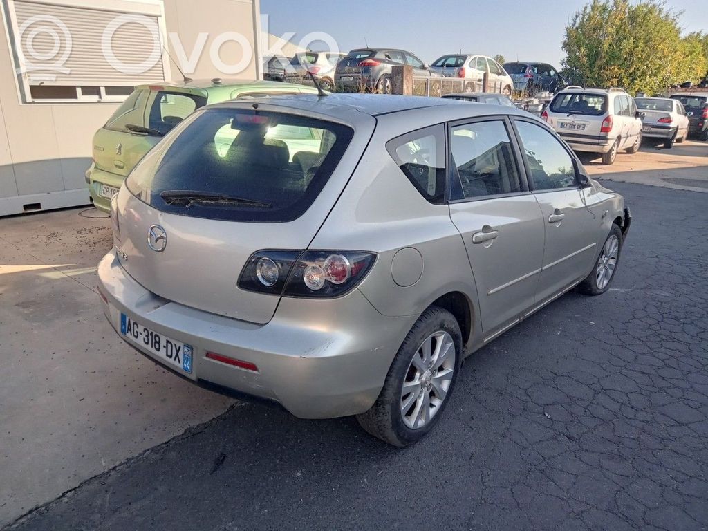Mazda 3 I Tailgate opening switch 