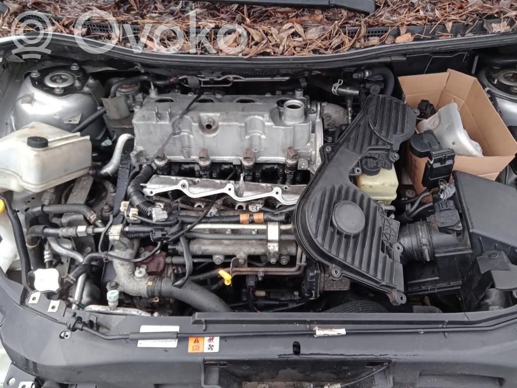 Mazda 5 Панель радиаторов 