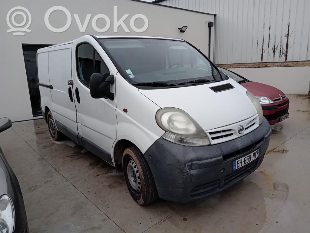 Nissan Primastar Передний суппорт 