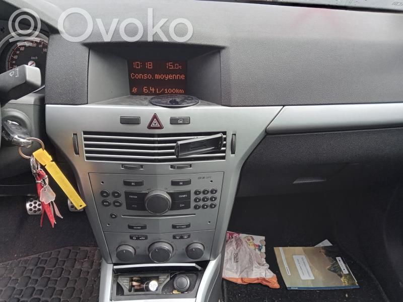 Opel Astra H Juego guantera 