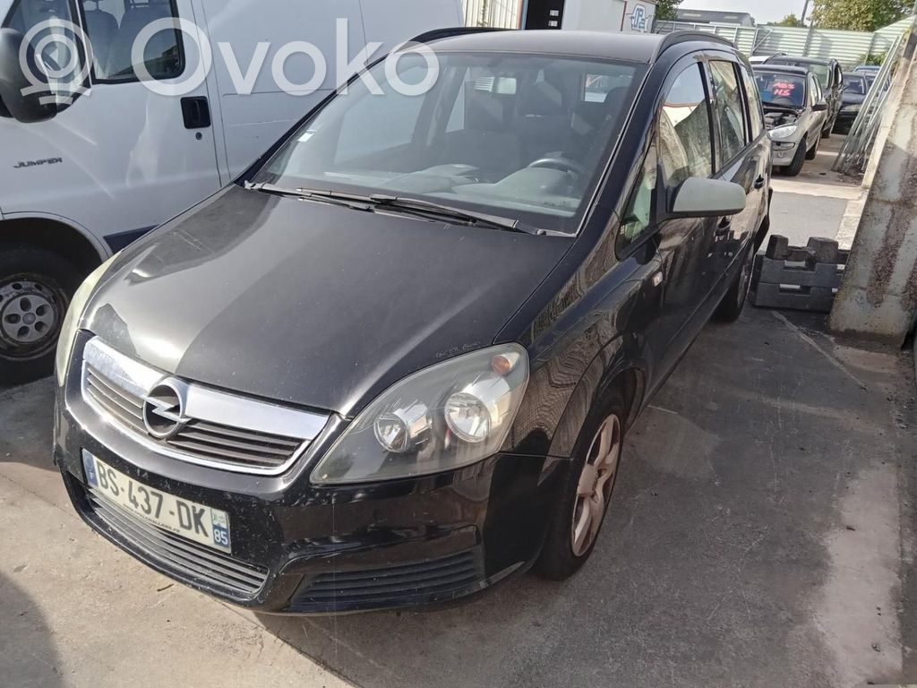 Opel Zafira B Etusäleikkö 
