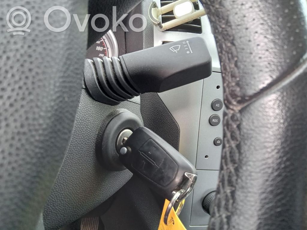 Opel Zafira B Virtalukko 