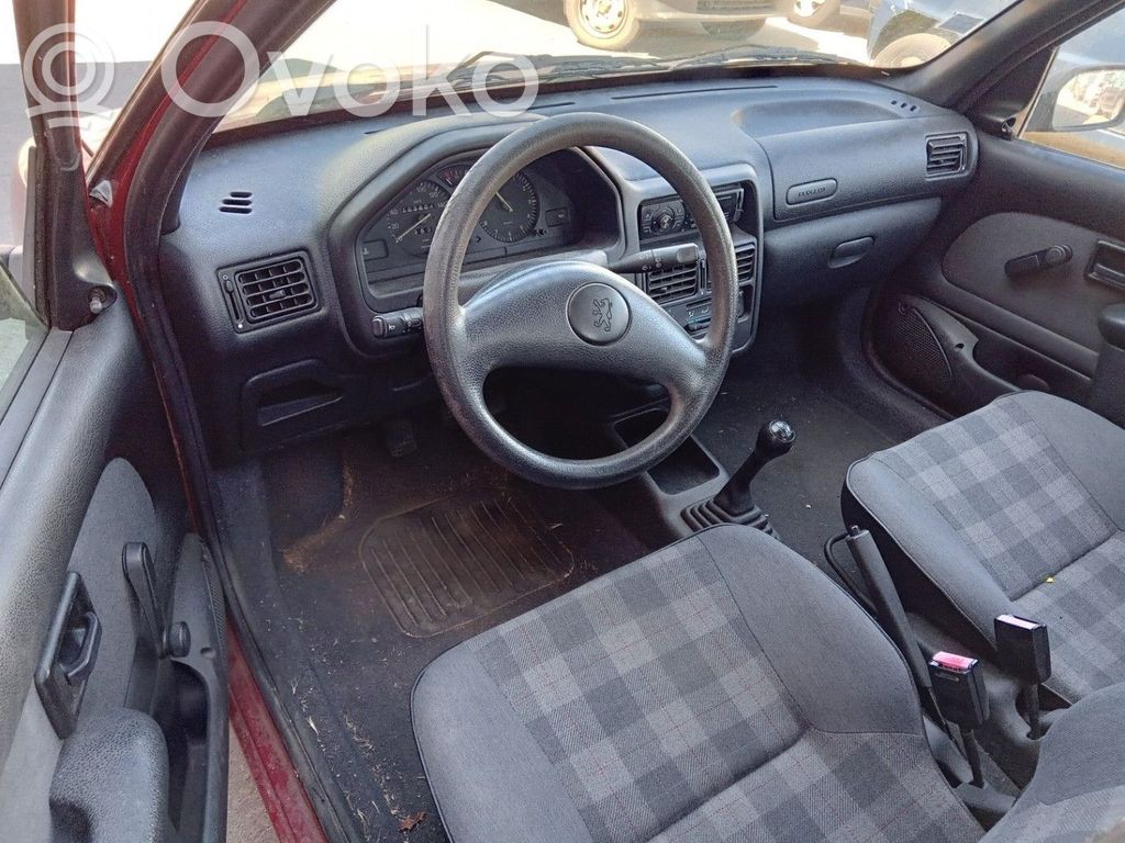 Peugeot 106 Rear door interior handle 