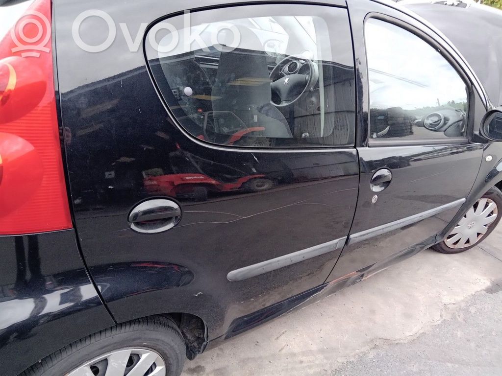 Peugeot 107 Galinės durys 