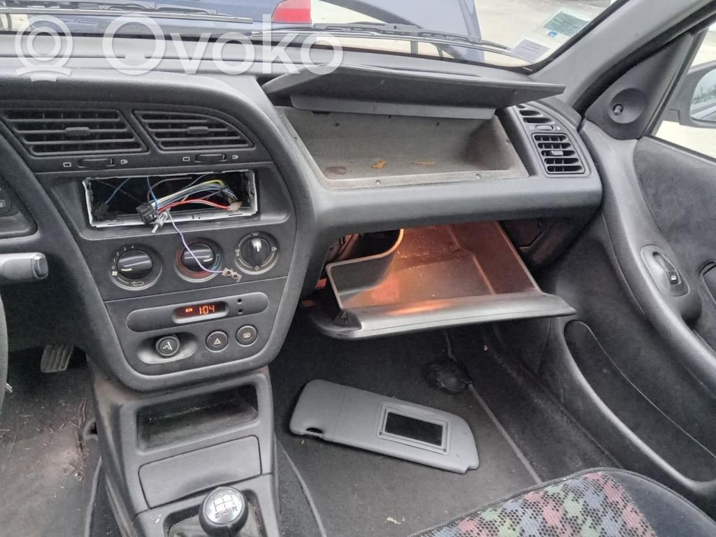 Peugeot 306 Climate control unit 