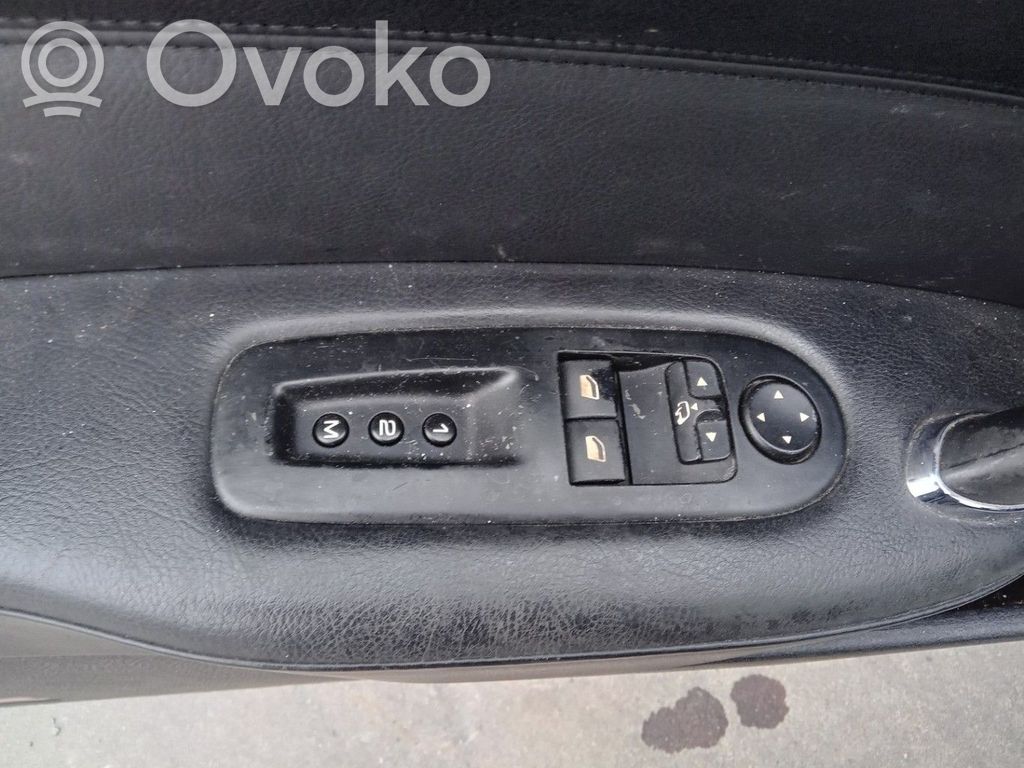 Electric window control switch   6554PY