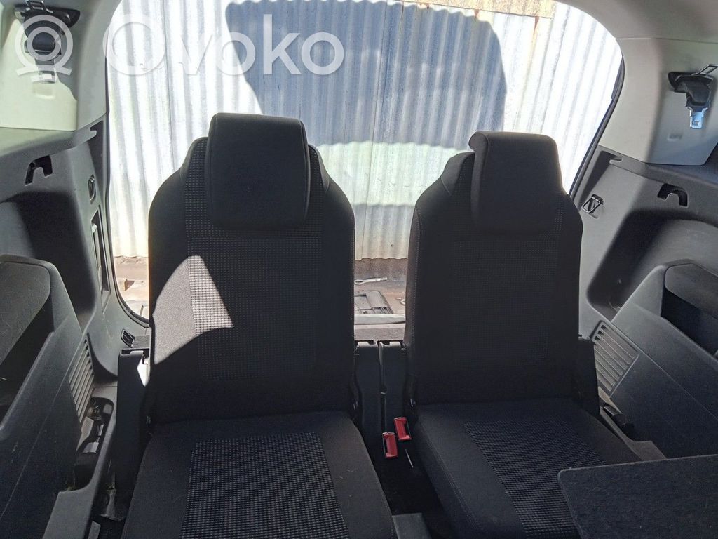 Peugeot 5008 Pas bezpieczeństwa trzeciego rzędu 