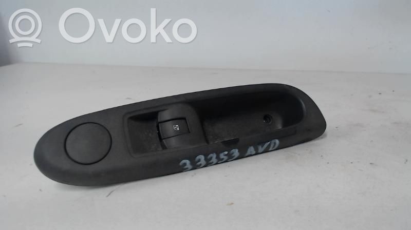 Renault Clio II Electric window control switch 