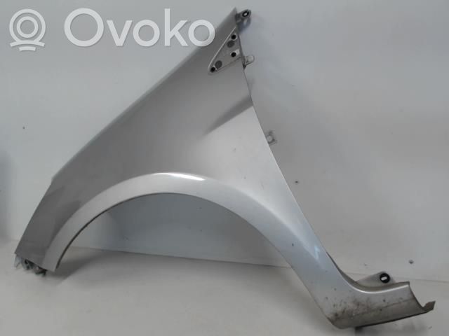 Renault Clio III Panel lateral trasero 