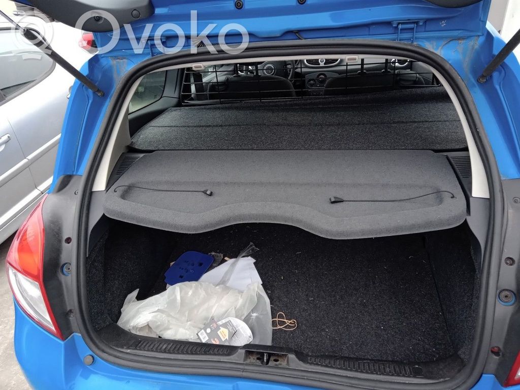 Renault Clio III Hattuhylly 