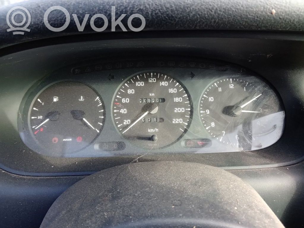 Renault Megane I Licznik / Prędkościomierz 