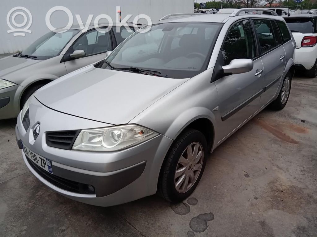 Renault Megane II Sparnas 