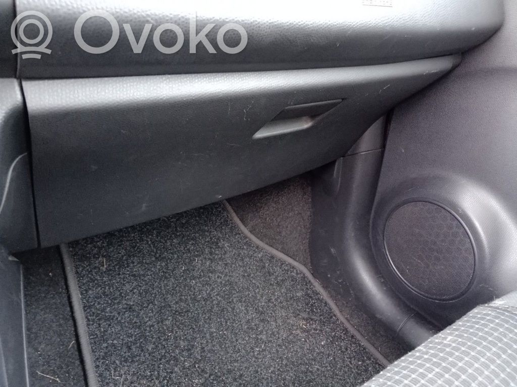 Suzuki SX4 Juego guantera 