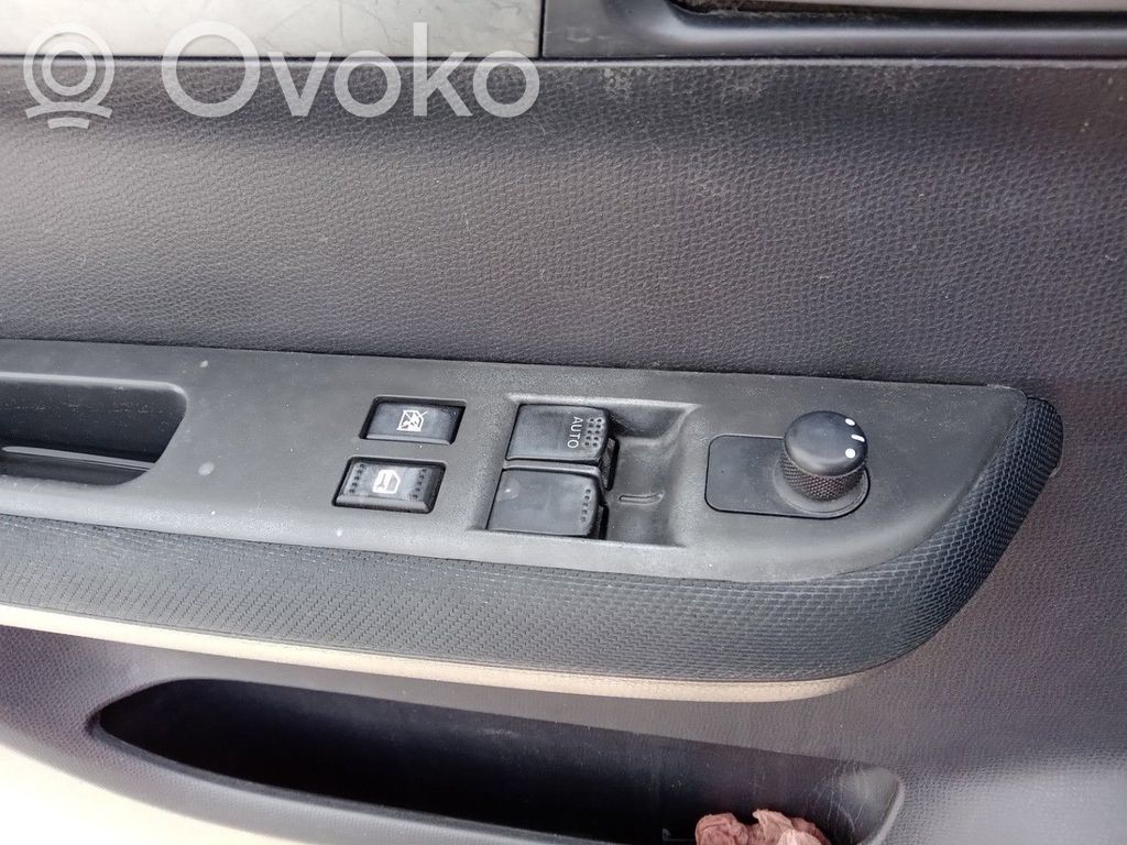 Suzuki SX4 Wing mirror switch 