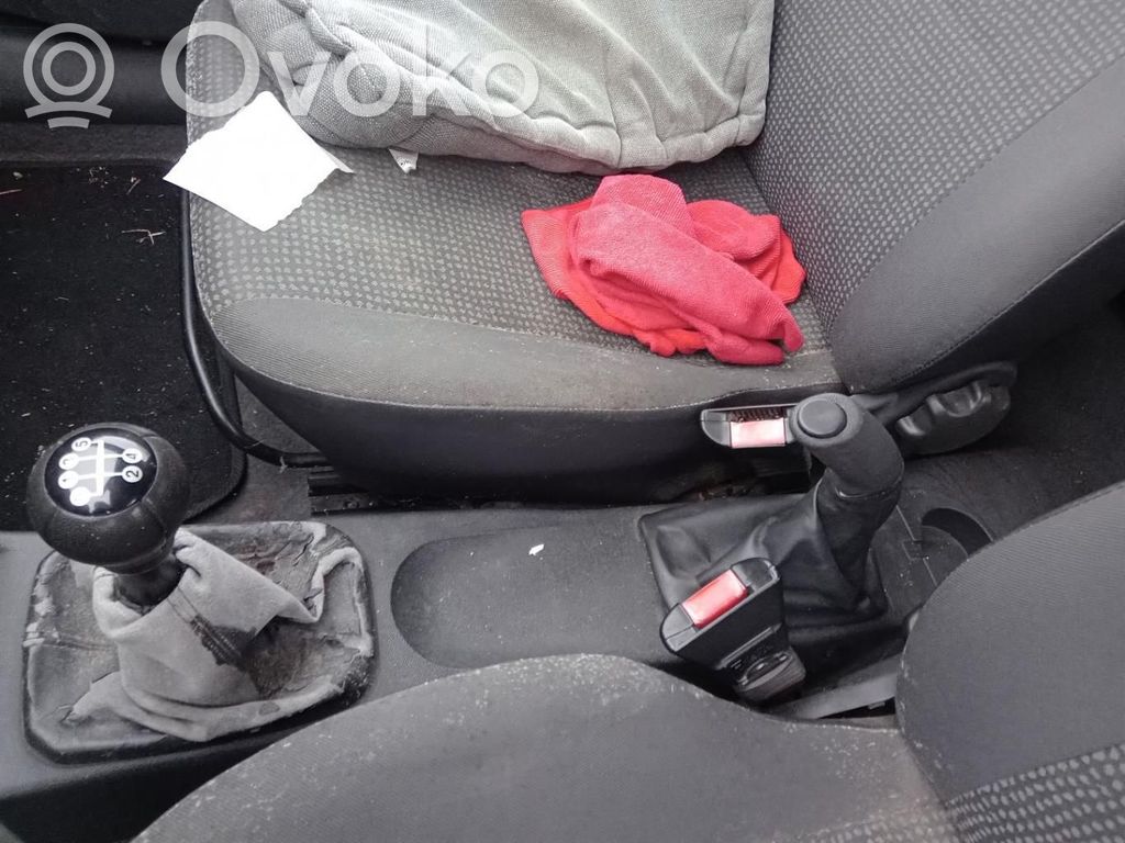 Opel Corsa C Hebilla del cinturón delantero 