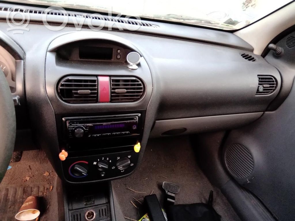 Opel Corsa C Hazard light switch 