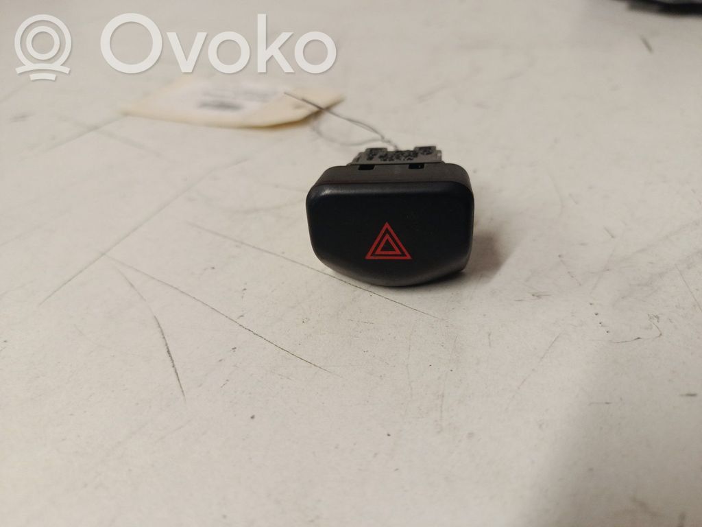Nissan Note (E11) Hazard light switch 