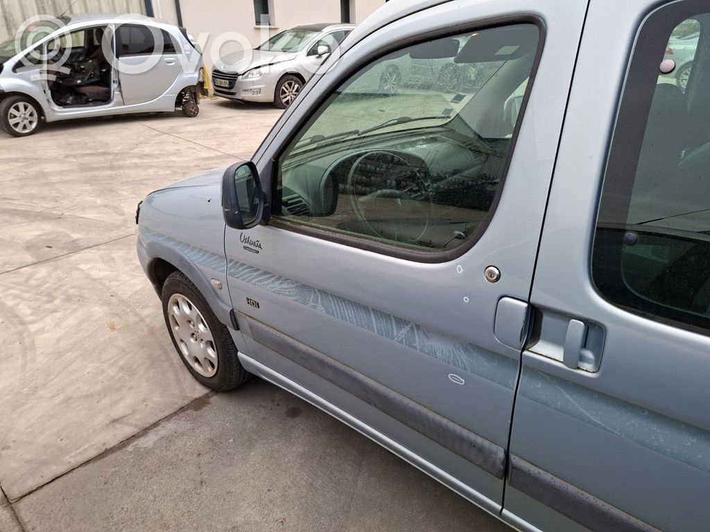 Puerta delantera   9846222280