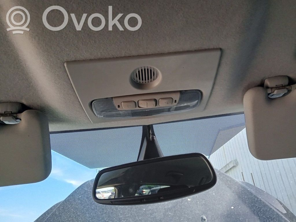 Ford Focus Luz del asiento delantero 