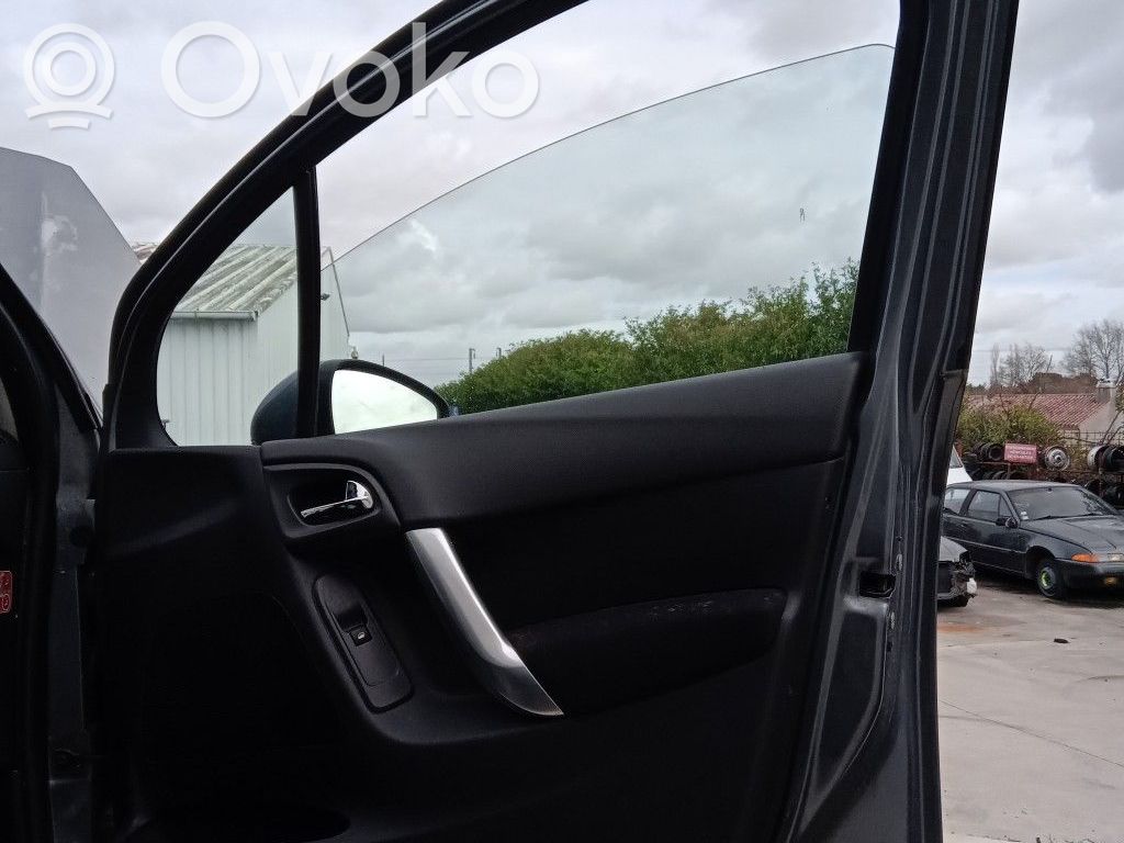 Citroen C3 Front door window regulator with motor 