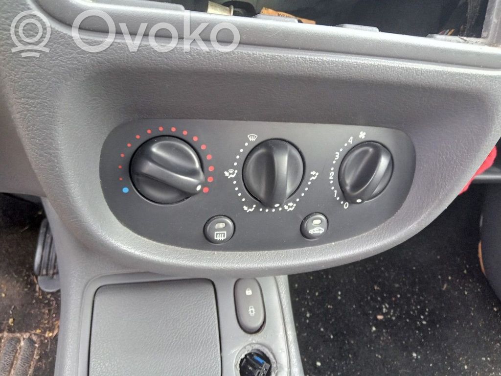 Renault Clio II Climate control unit 