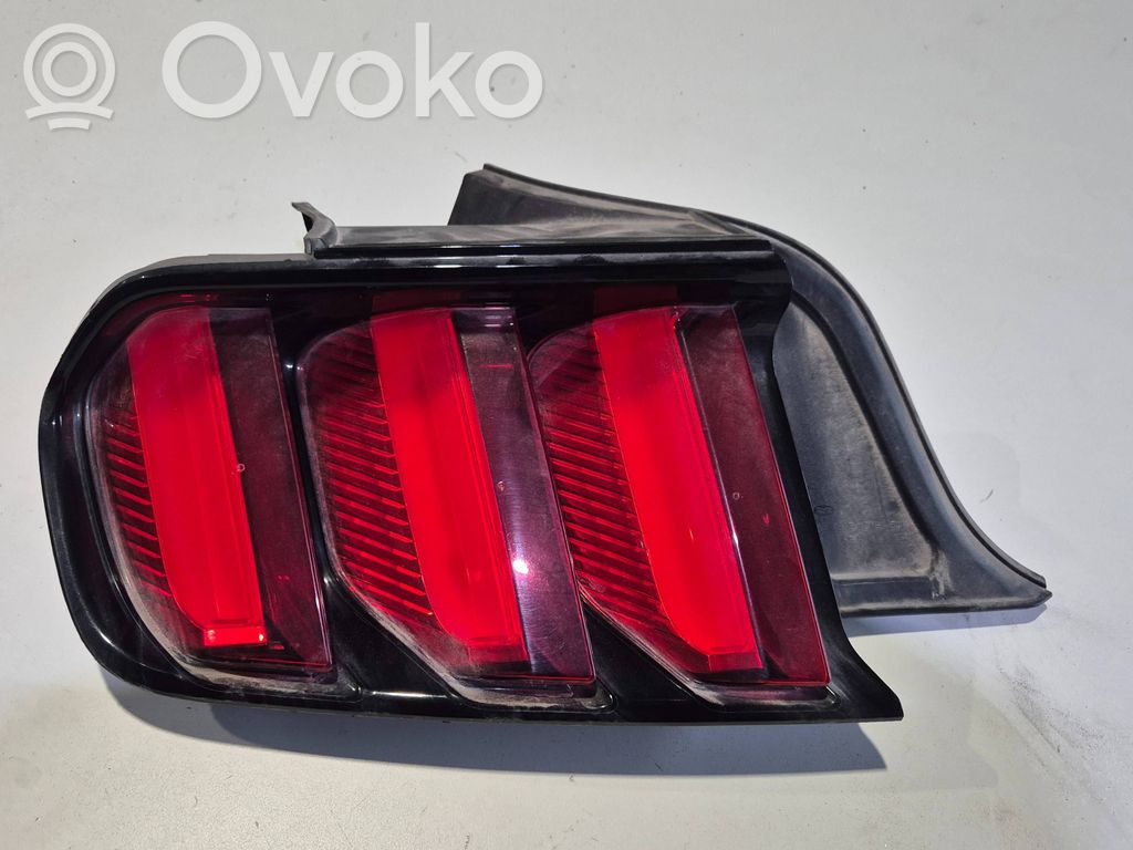 Ford Mustang VI Takavalot 