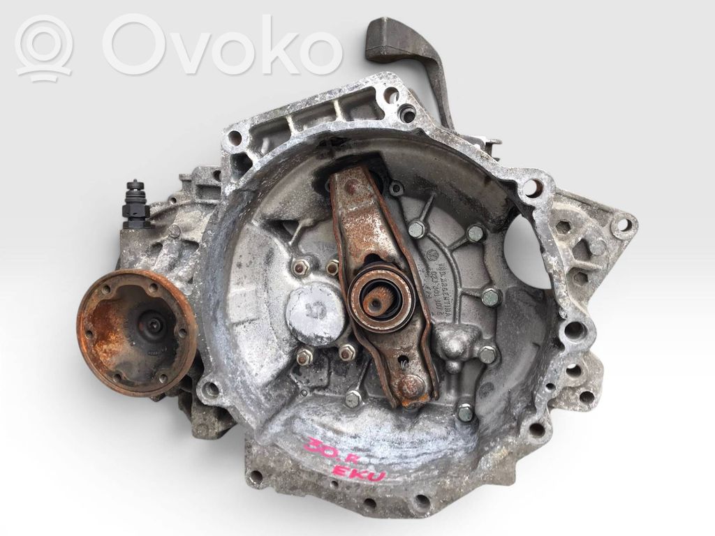 Volkswagen Bora Manual 5 speed gearbox 