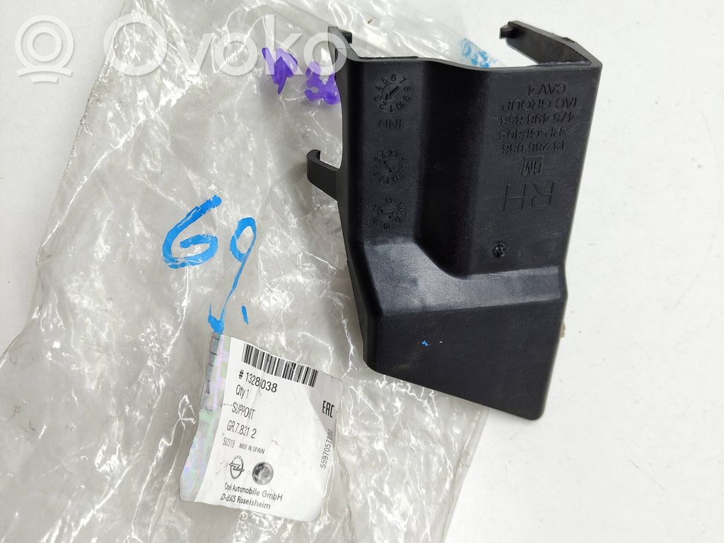 Opel Corsa D Front bumper mounting bracket 