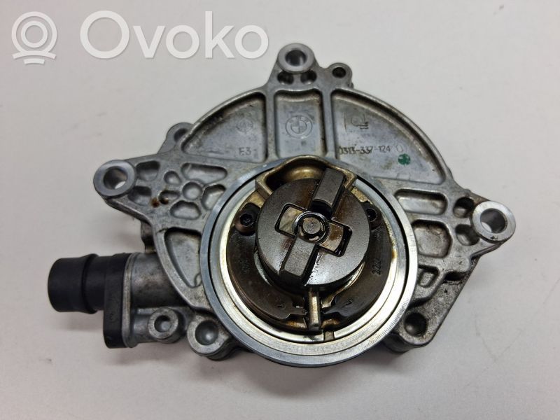 BMW 1 E81 E87 Vacuum pump 