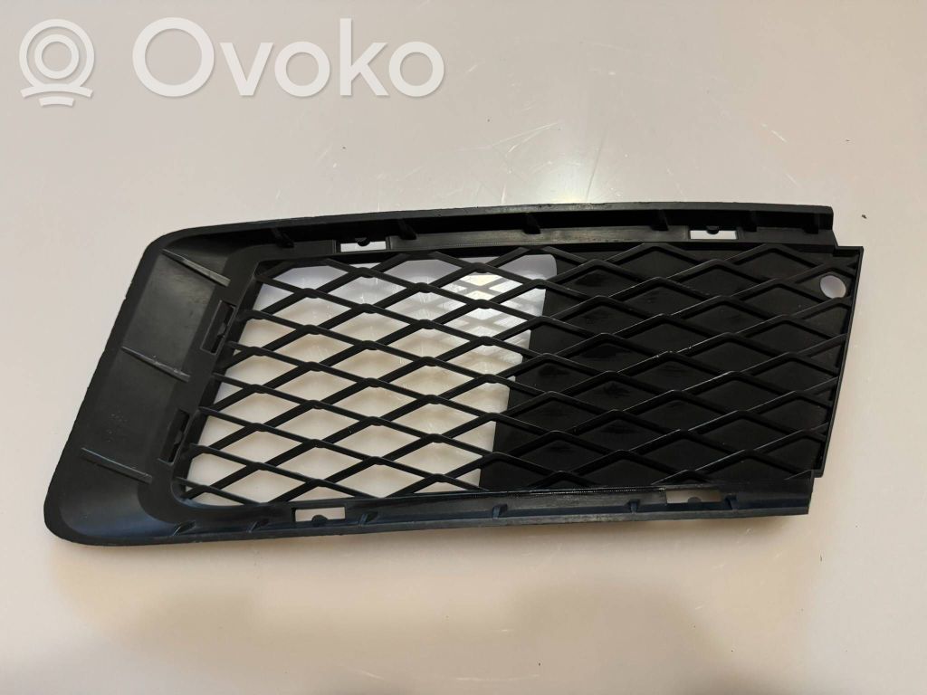 Front bumper lower grill   7154719