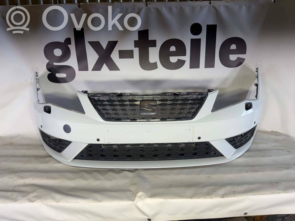 Front bumper   5F0807221R