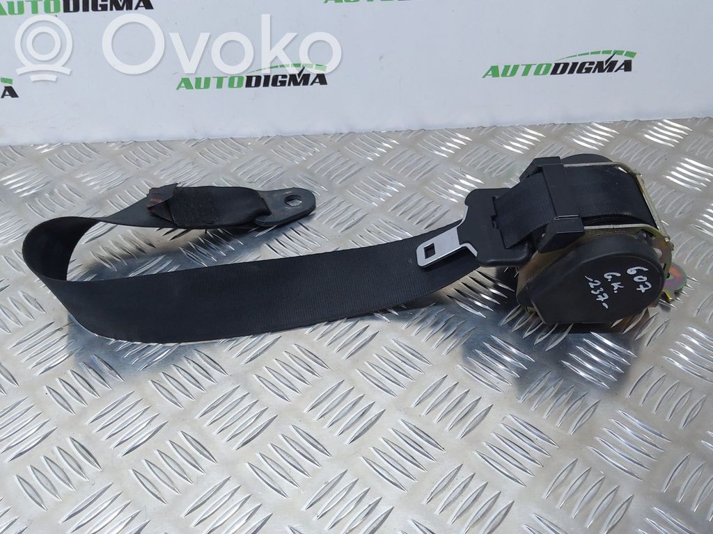 Peugeot 607 Cinturón trasero 