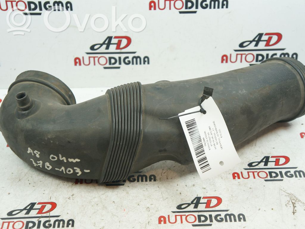 Audi A8 S8 D3 4E Ilmanoton kanavan osa 