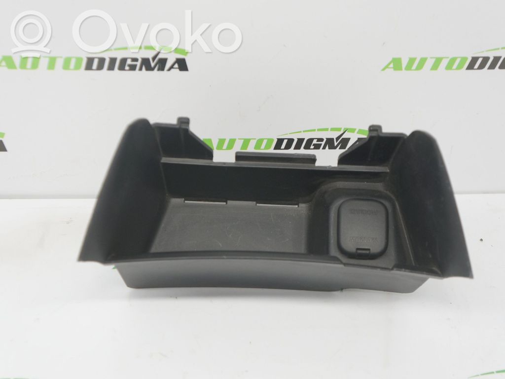 Mazda 6 12V Steckdose vorne 