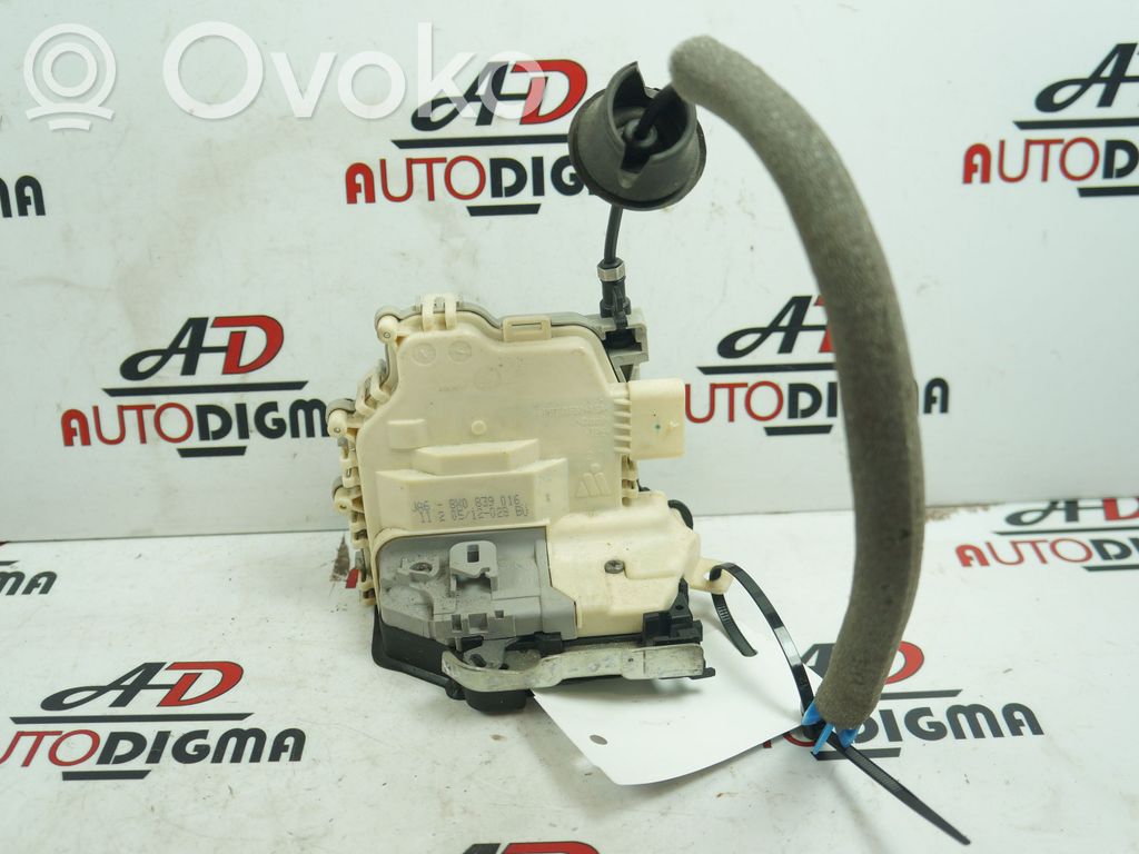 Audi A1 Galinių durų spyna 