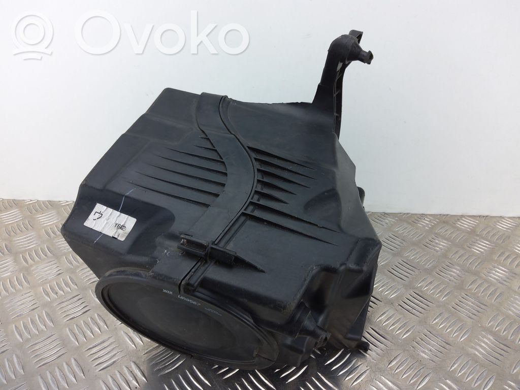 Ford Focus Air filter box 