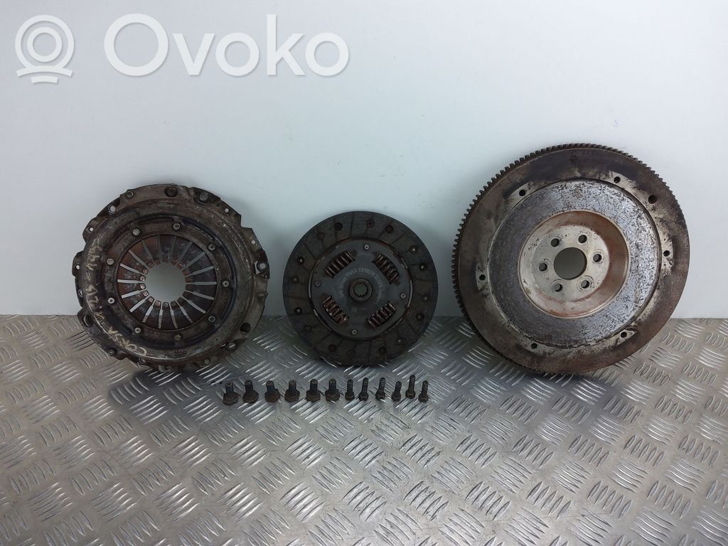 Opel Corsa D Sajūga komplekts 