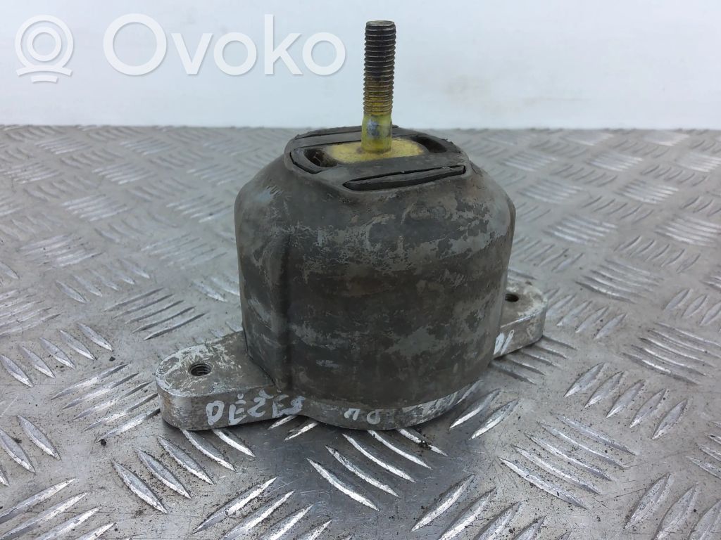 Audi A8 S8 D3 4E Soporte de la caja de cambios 