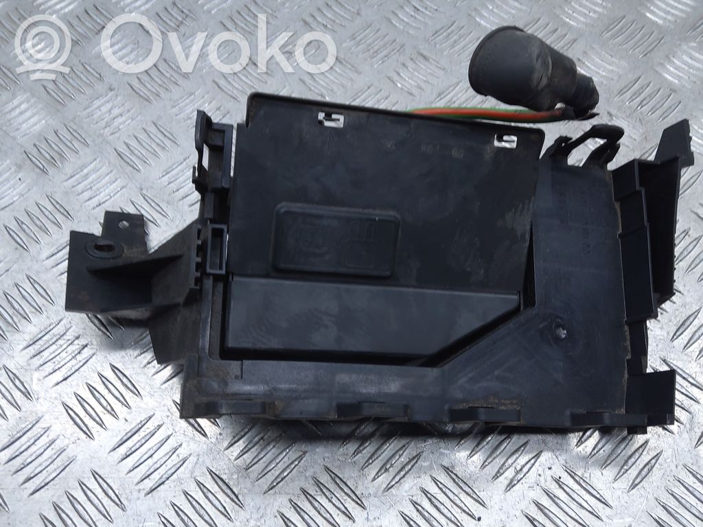 Ford Mondeo MK V Cableado positivo 